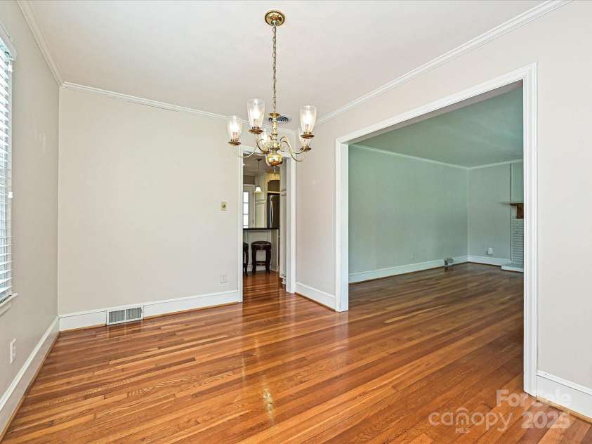 5408 Valley Forge Road, Charlotte, NC 28210.  MLS# CAR4286058, YatesRealty ID 35291. 