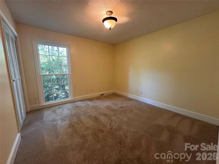 5836 Lebanon Road, Charlotte, NC 28227.  MLS# CAR4398860, YatesRealty ID 35291. 