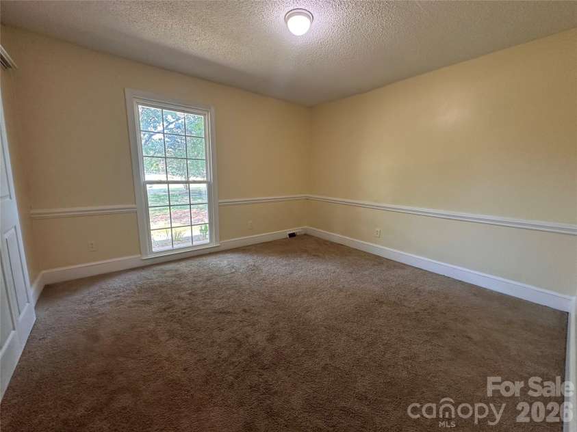 5836 Lebanon Road, Charlotte, NC 28227.  MLS# CAR4398860, YatesRealty ID 35291. 