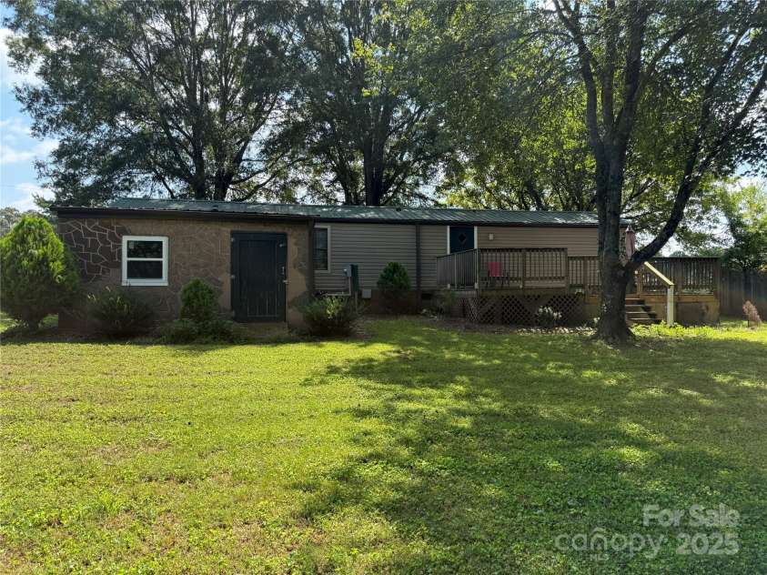 4793 Panama Drive, Conover, NC 28613.  MLS# CAR4288570, YatesRealty ID 35292. 