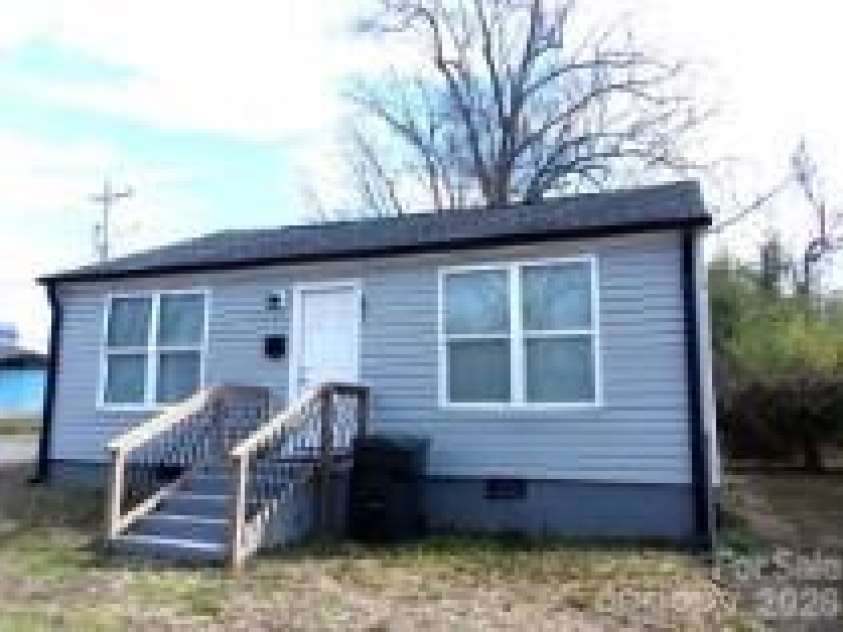 801 Arlington Avenue, Rock Hill, SC 29730.  MLS# CAR4399570, YatesRealty ID 35292. 