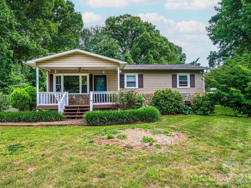 2729 Horseford Road, Lenoir, NC 28645.  MLS# CAR4399654, YatesRealty ID 35293. 