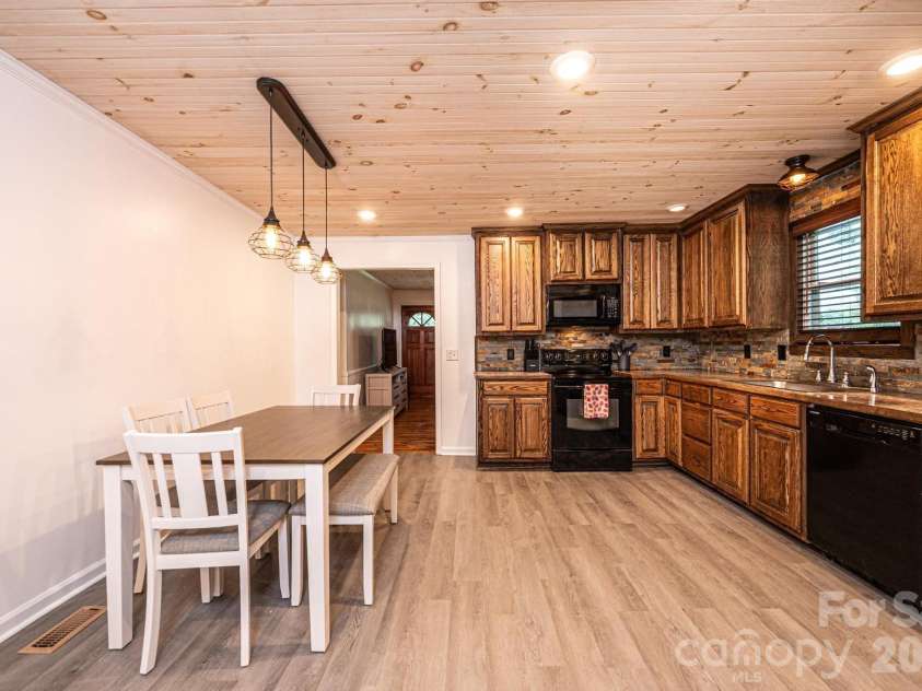 2729 Horseford Road, Lenoir, NC 28645.  MLS# CAR4399654, YatesRealty ID 35293. 