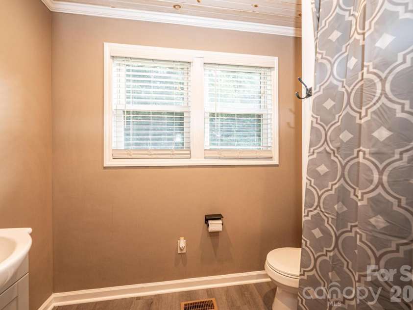 2729 Horseford Road, Lenoir, NC 28645.  MLS# CAR4399654, YatesRealty ID 35293. 