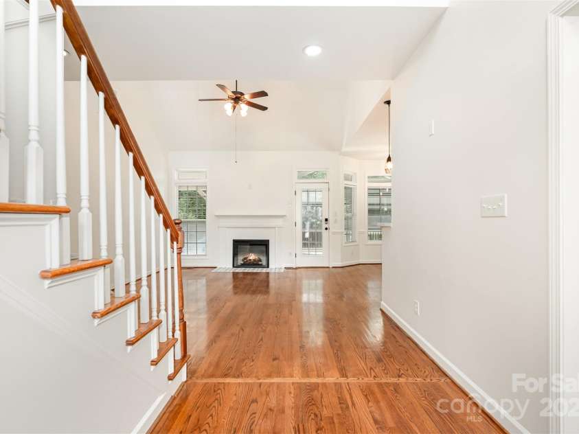 2746 Cameron Commons Way, Matthews, NC 28104.  MLS# CAR4242732, YatesRealty ID 35293. Front Entrance