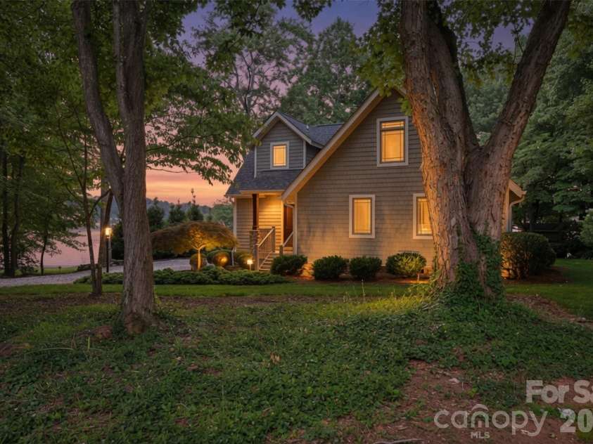 8445 Timberlake Lane, Terrell, NC 28682.  MLS# CAR4399639, YatesRealty ID 35294. 