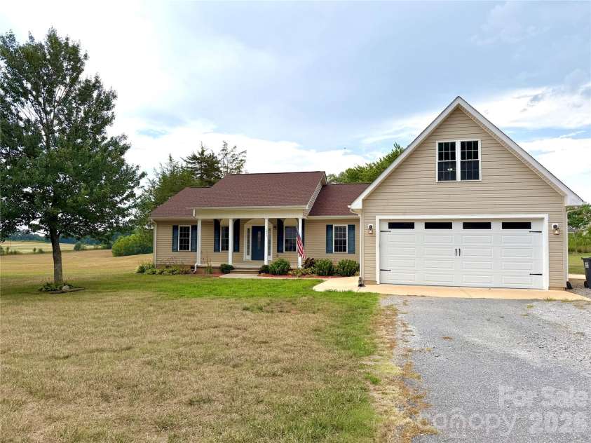 1027 Tabor Road, Olin, NC 28660.  MLS# CAR4399762, YatesRealty ID 35295. 1027 Tabor Rd