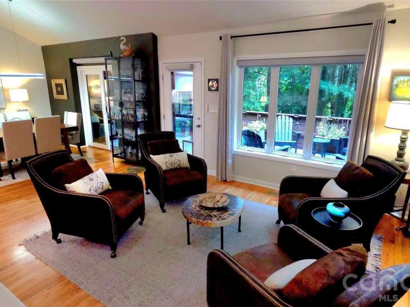 308 Woodfield Drive, Asheville, NC 28803.  MLS# CAR4398698, YatesRealty ID 35296. 
