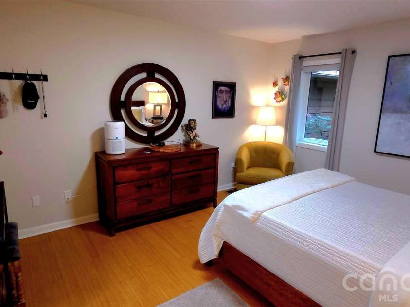 308 Woodfield Drive, Asheville, NC 28803.  MLS# CAR4398698, YatesRealty ID 35296. 
