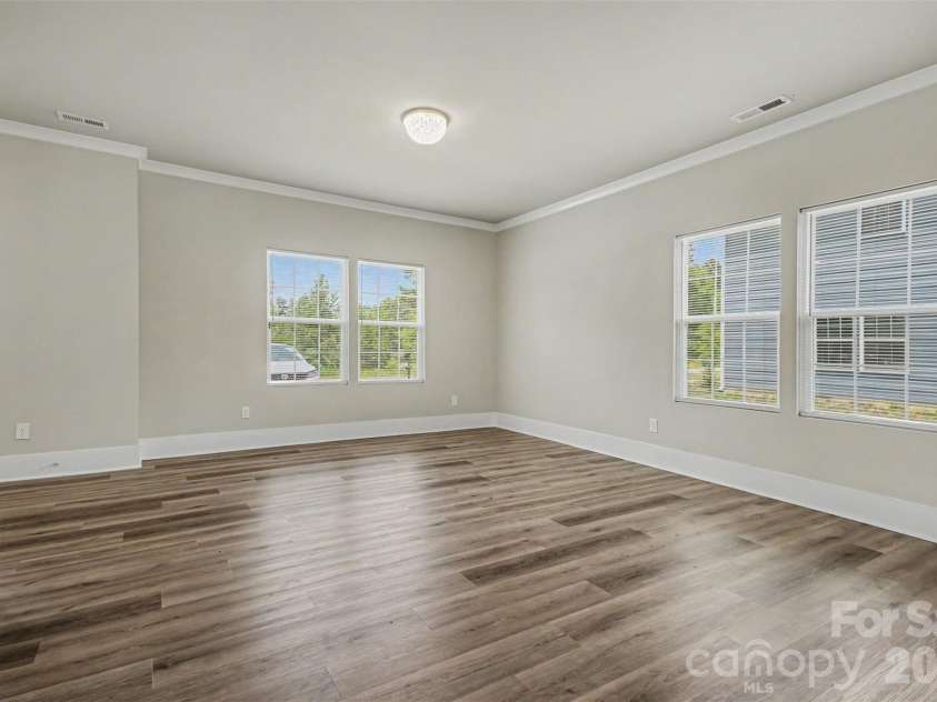 2137 Tom Sadler Road, Charlotte, NC 28214.  MLS# CAR4398832, YatesRealty ID 35297. 
