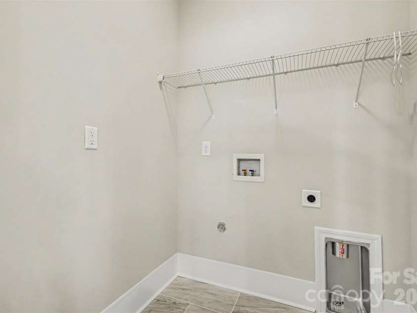 2137 Tom Sadler Road, Charlotte, NC 28214.  MLS# CAR4398832, YatesRealty ID 35297. 