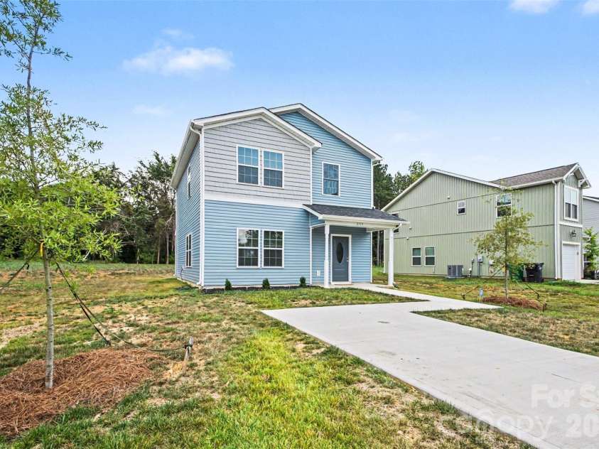 2137 Tom Sadler Road, Charlotte, NC 28214.  MLS# CAR4398832, YatesRealty ID 35297. 