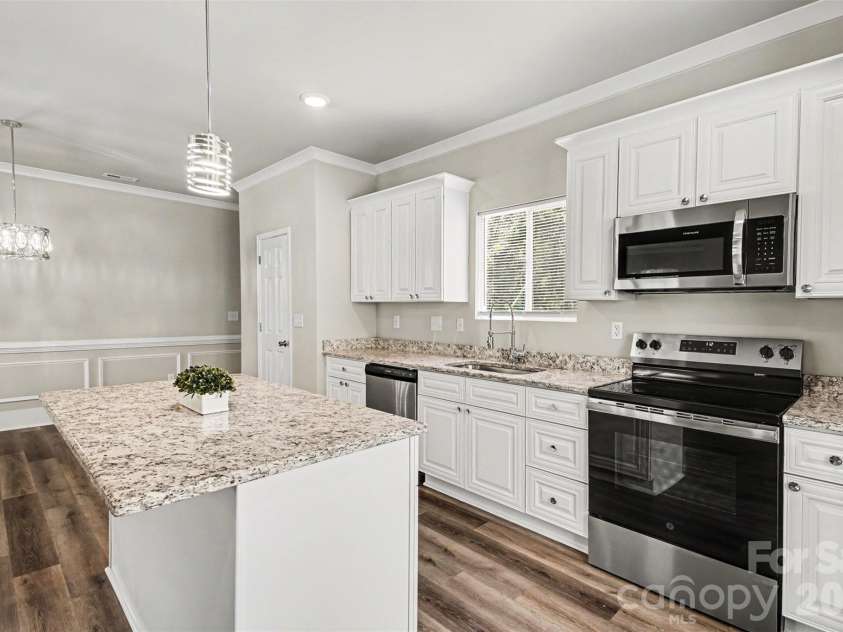 2137 Tom Sadler Road, Charlotte, NC 28214.  MLS# CAR4398832, YatesRealty ID 35297. 