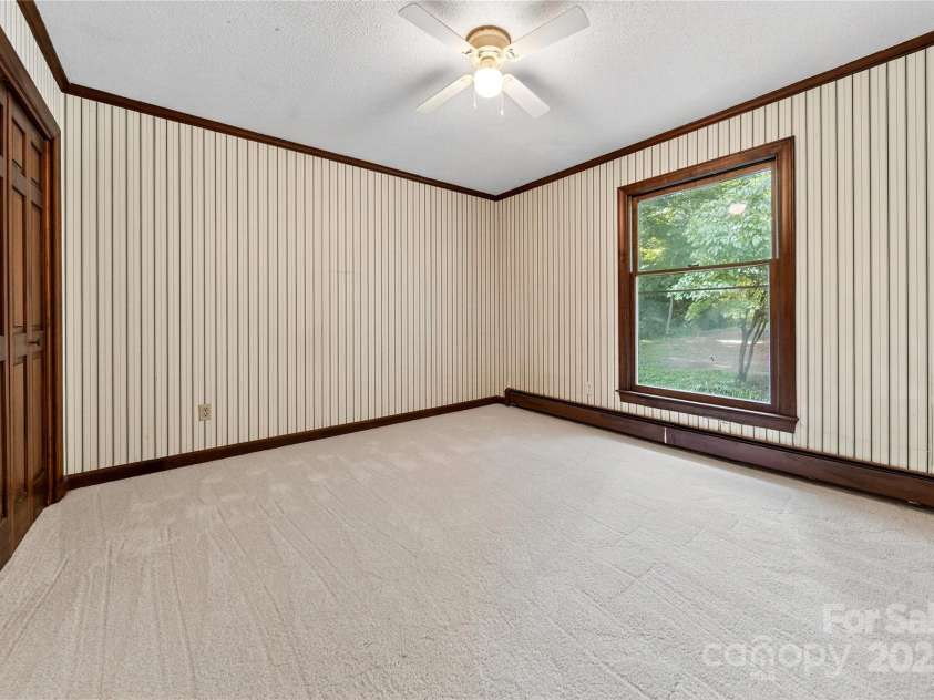 535 Gaither Road, Statesville, NC 28625.  MLS# CAR4289309, YatesRealty ID 35298. 