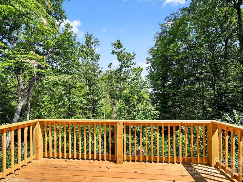 535 Gaither Road, Statesville, NC 28625.  MLS# CAR4289309, YatesRealty ID 35298. 