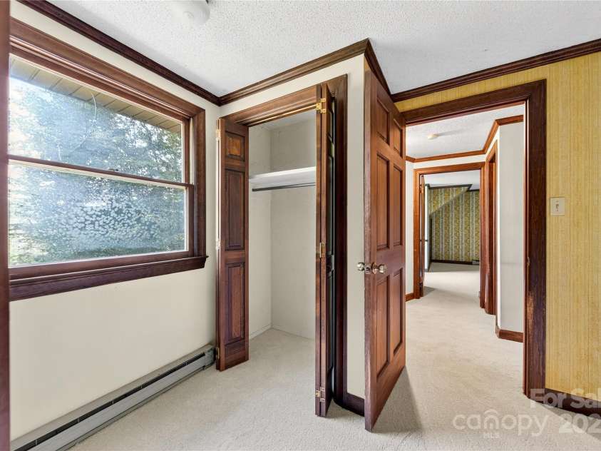 535 Gaither Road, Statesville, NC 28625.  MLS# CAR4289309, YatesRealty ID 35298. 