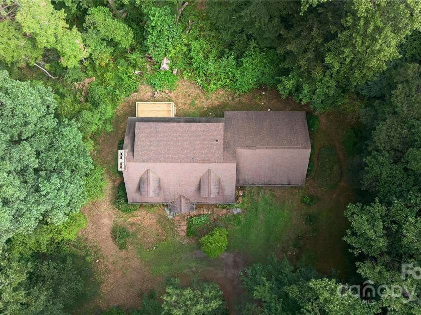 535 Gaither Road, Statesville, NC 28625.  MLS# CAR4289309, YatesRealty ID 35298. 