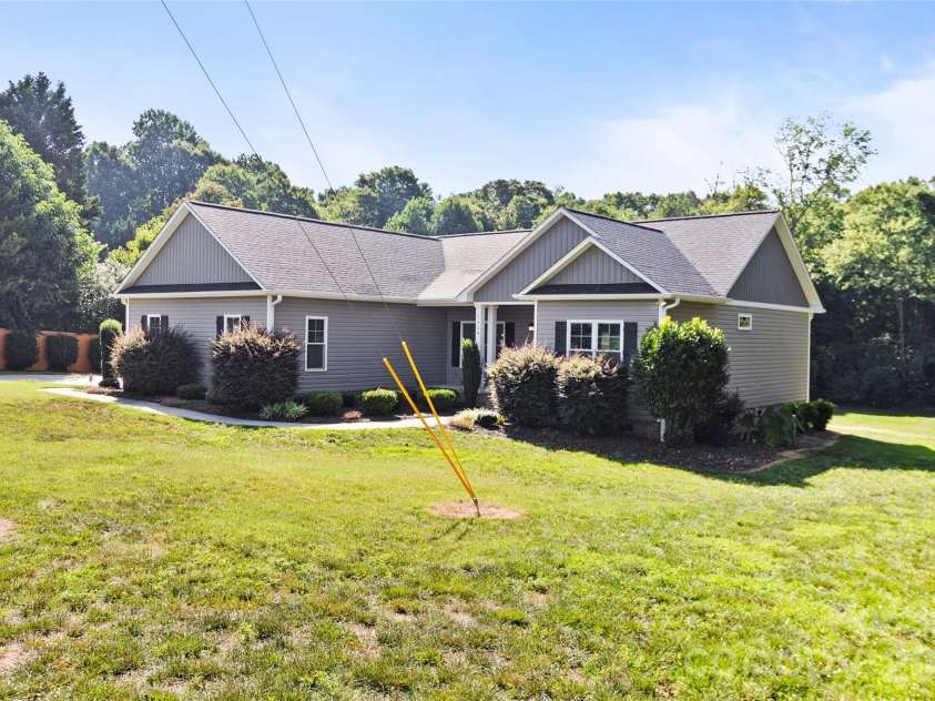 7324 Forney Hill Road, Denver, NC 28037.  MLS# CAR4399725, YatesRealty ID 35298. 
