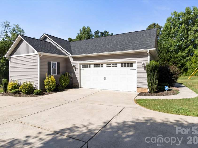 7324 Forney Hill Road, Denver, NC 28037.  MLS# CAR4399725, YatesRealty ID 35298. 