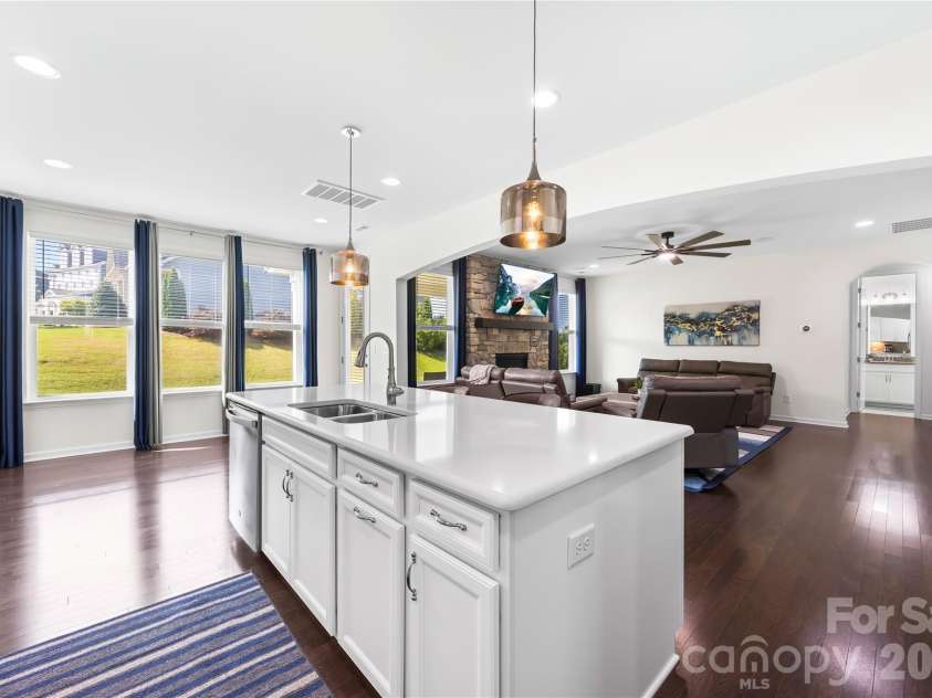 1065 Harbor Bay Drive, Fort Mill, SC 29707.  MLS# CAR4399872, YatesRealty ID 35299. 