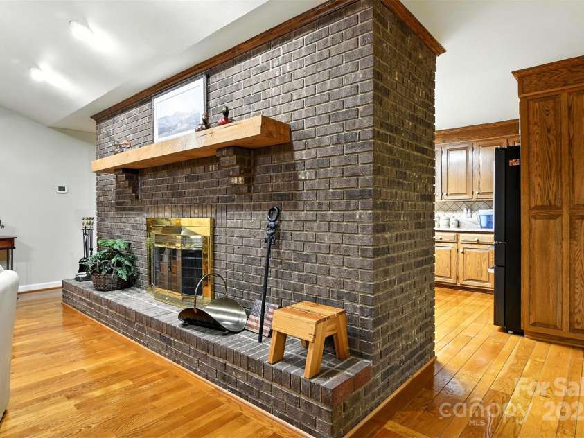 530 5th Street, Hickory, NC 28601.  MLS# CAR4289321, YatesRealty ID 353. Oversized Masonry Fireplace with gas logs