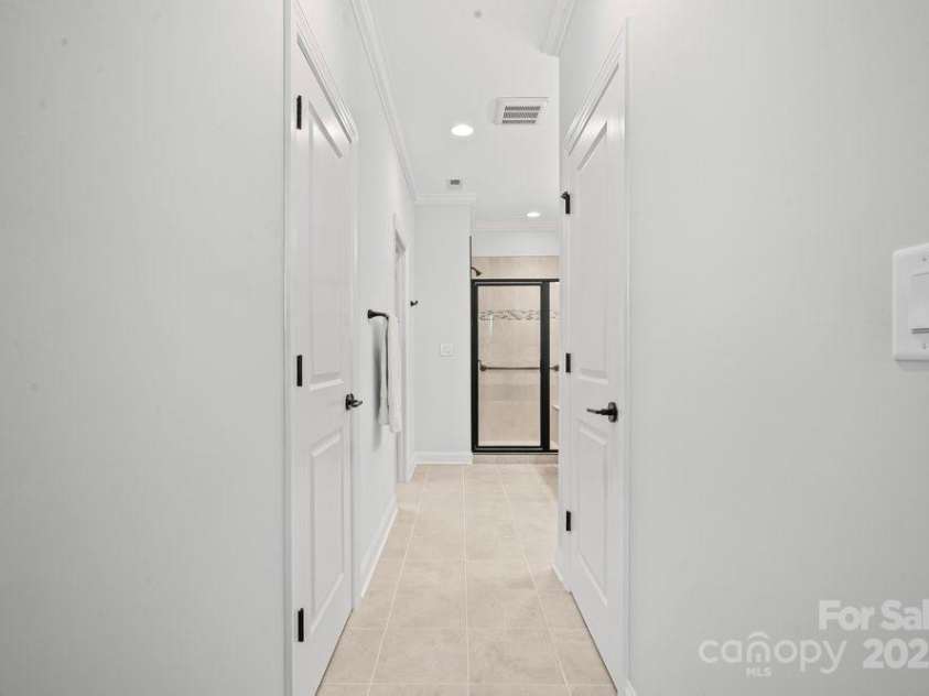 917 Black Beard Drive, Denver, NC 28037.  MLS# CAR4309588, YatesRealty ID 353. 