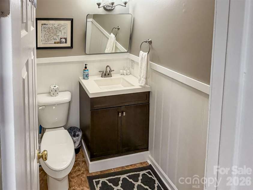 174 Grouse Moor Drive, Sugar Mountain, NC 28604.  MLS# CAR4336083, YatesRealty ID 3530. 