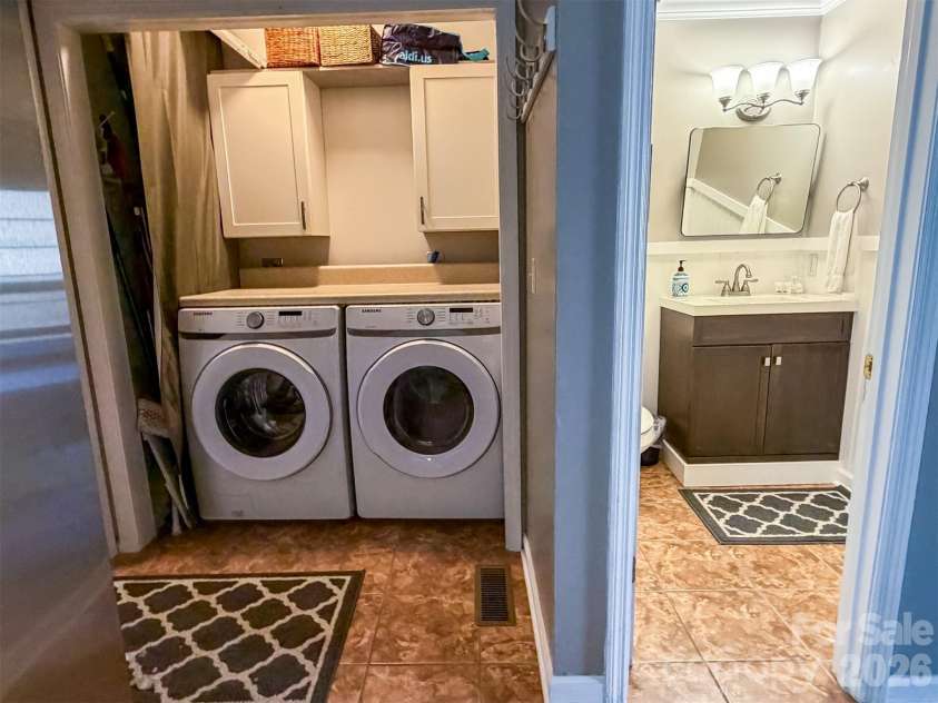 174 Grouse Moor Drive, Sugar Mountain, NC 28604.  MLS# CAR4336083, YatesRealty ID 3530. 