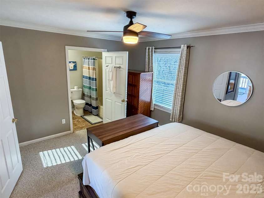 174 Grouse Moor Drive, Sugar Mountain, NC 28604.  MLS# CAR4336083, YatesRealty ID 3530. 