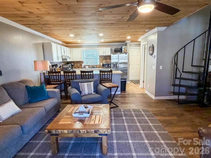 174 Grouse Moor Drive, Sugar Mountain, NC 28604.  MLS# CAR4336083, YatesRealty ID 3530. 