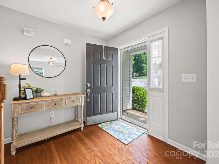 438 Elizabeth Valley Lane, Clover, SC 29710.  MLS# CAR4297149, YatesRealty ID 35300. 