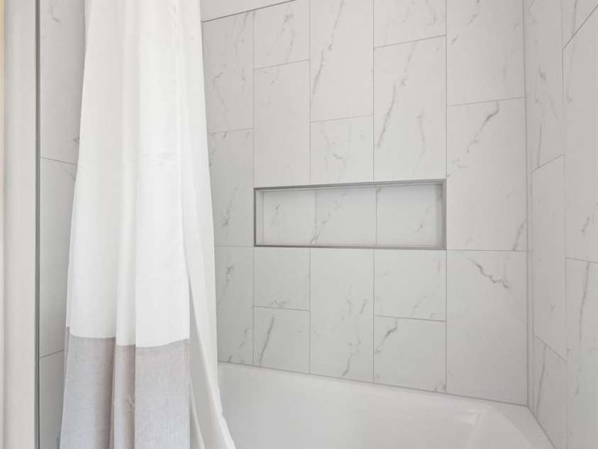 438 Elizabeth Valley Lane, Clover, SC 29710.  MLS# CAR4297149, YatesRealty ID 35300. 