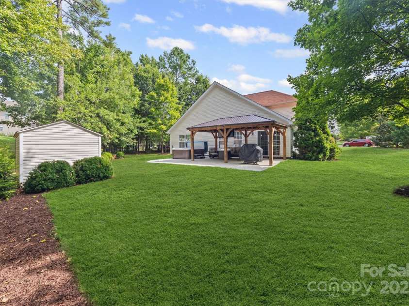 438 Elizabeth Valley Lane, Clover, SC 29710.  MLS# CAR4297149, YatesRealty ID 35300. 