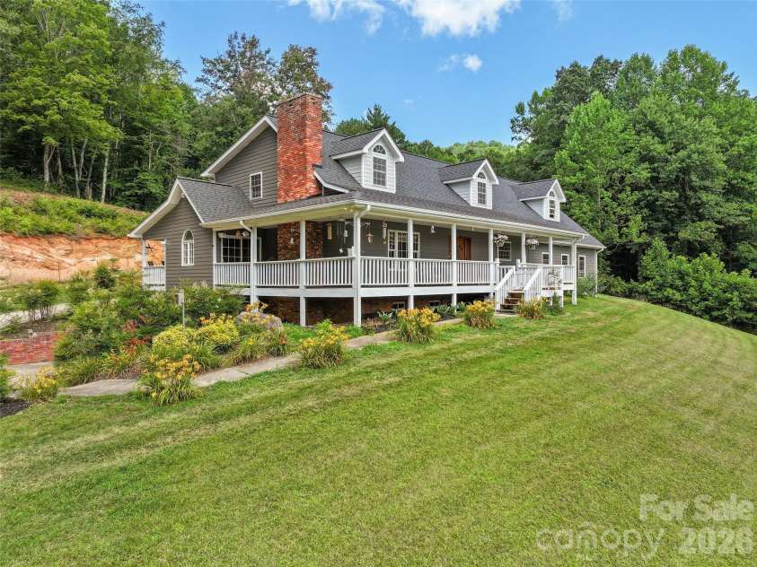 81 Aldens Way, Clyde, NC 28721.  MLS# CAR4400047, YatesRealty ID 35300. 