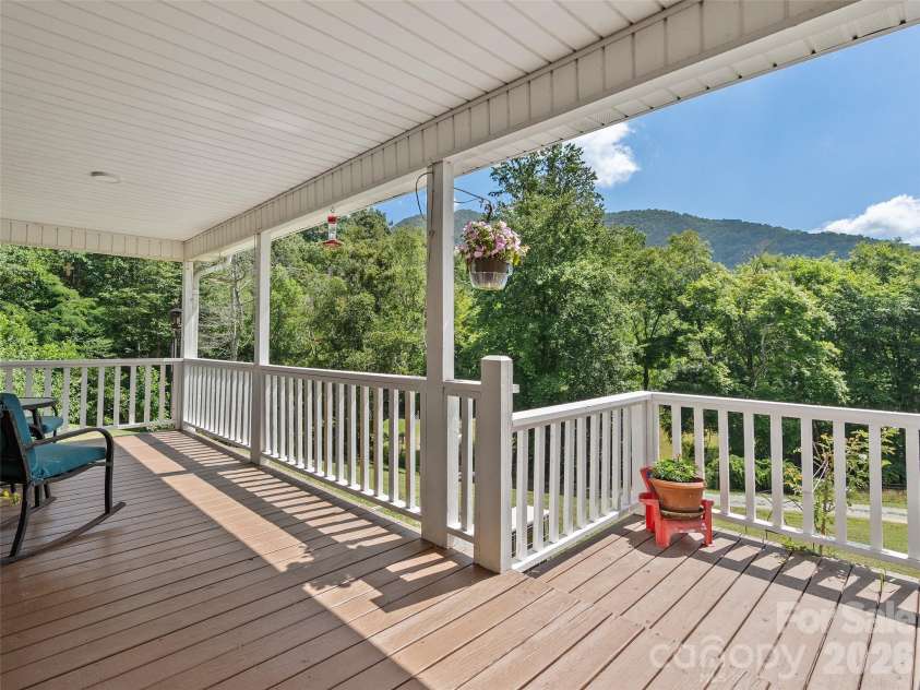 81 Aldens Way, Clyde, NC 28721.  MLS# CAR4400047, YatesRealty ID 35300. 