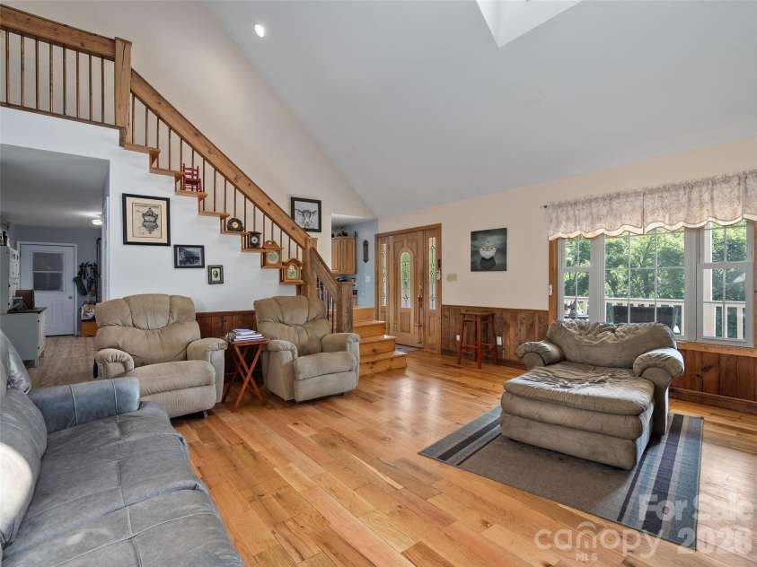 81 Aldens Way, Clyde, NC 28721.  MLS# CAR4400047, YatesRealty ID 35300. 