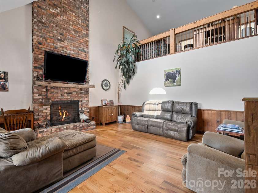 81 Aldens Way, Clyde, NC 28721.  MLS# CAR4400047, YatesRealty ID 35300. 