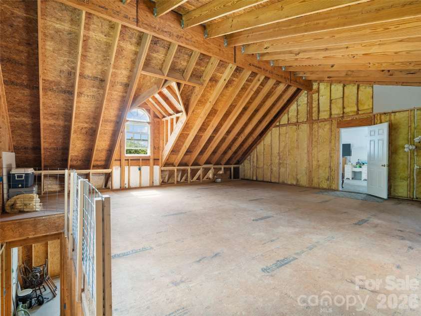 81 Aldens Way, Clyde, NC 28721.  MLS# CAR4400047, YatesRealty ID 35300. 