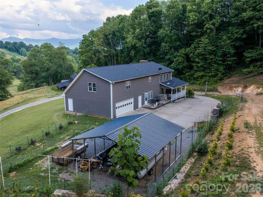 81 Aldens Way, Clyde, NC 28721.  MLS# CAR4400047, YatesRealty ID 35300. 