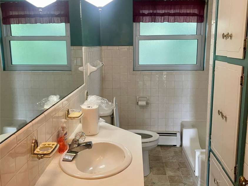 1099 Amherst Road, Morganton, NC 28655.  MLS# CAR4400099, YatesRealty ID 35301. Full Bath