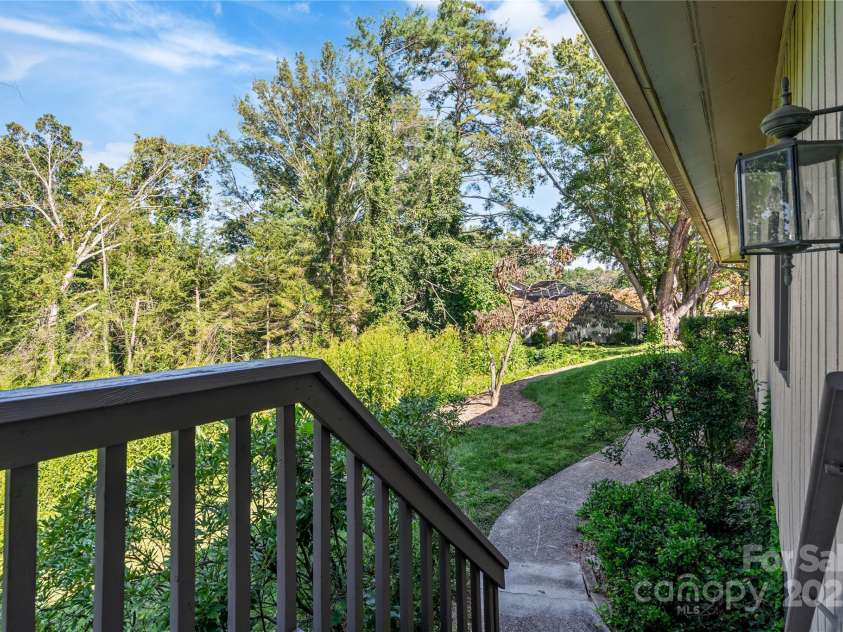 120 Clubwood Court, Asheville, NC 28803.  MLS# CAR4288117, YatesRealty ID 35301. 
