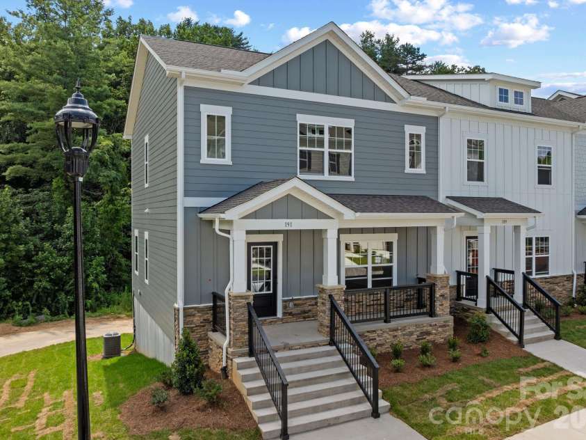 191 Cherry Springs Lane, Asheville, NC 28804.  MLS# CAR4400368, YatesRealty ID 35302. 