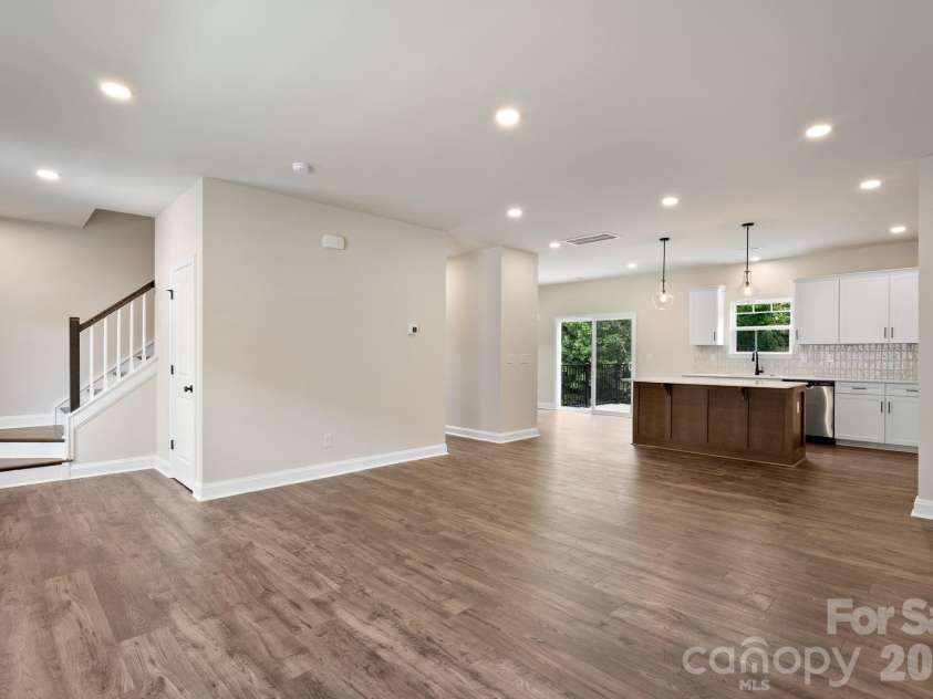 191 Cherry Springs Lane, Asheville, NC 28804.  MLS# CAR4400368, YatesRealty ID 35302. 