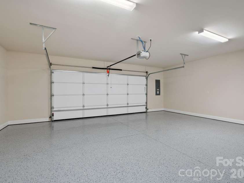 191 Cherry Springs Lane, Asheville, NC 28804.  MLS# CAR4400368, YatesRealty ID 35302. 