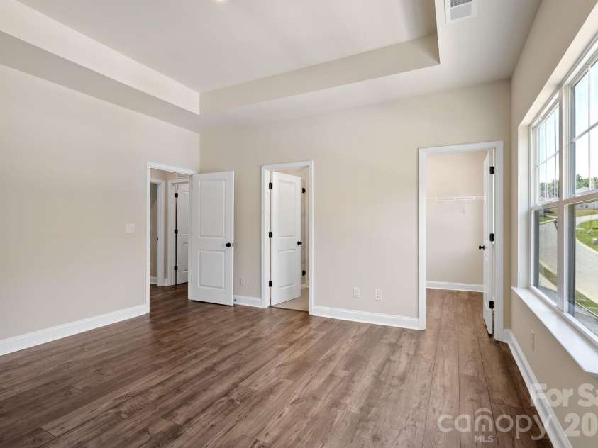 191 Cherry Springs Lane, Asheville, NC 28804.  MLS# CAR4400368, YatesRealty ID 35302. 