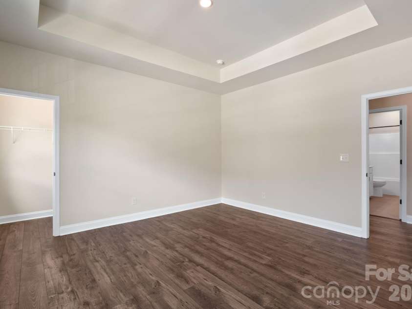 191 Cherry Springs Lane, Asheville, NC 28804.  MLS# CAR4400368, YatesRealty ID 35302. 