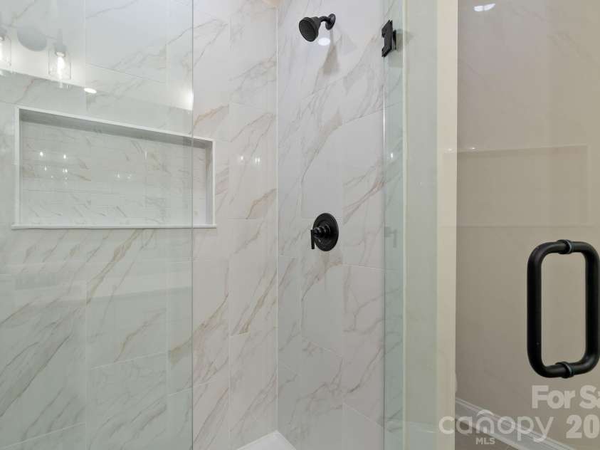 191 Cherry Springs Lane, Asheville, NC 28804.  MLS# CAR4400368, YatesRealty ID 35302. 