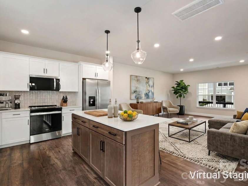 191 Cherry Springs Lane, Asheville, NC 28804.  MLS# CAR4400368, YatesRealty ID 35302. 