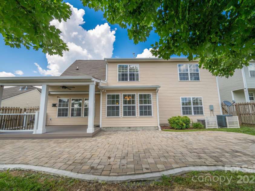 383 Courtland Court, Kannapolis, NC 28081.  MLS# CAR4292799, YatesRealty ID 35302. 