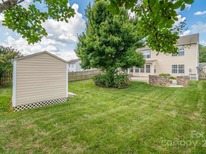 383 Courtland Court, Kannapolis, NC 28081.  MLS# CAR4292799, YatesRealty ID 35302. 